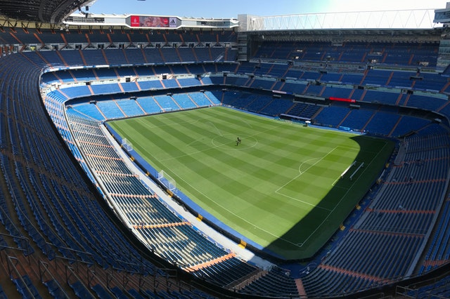 Les stades de football